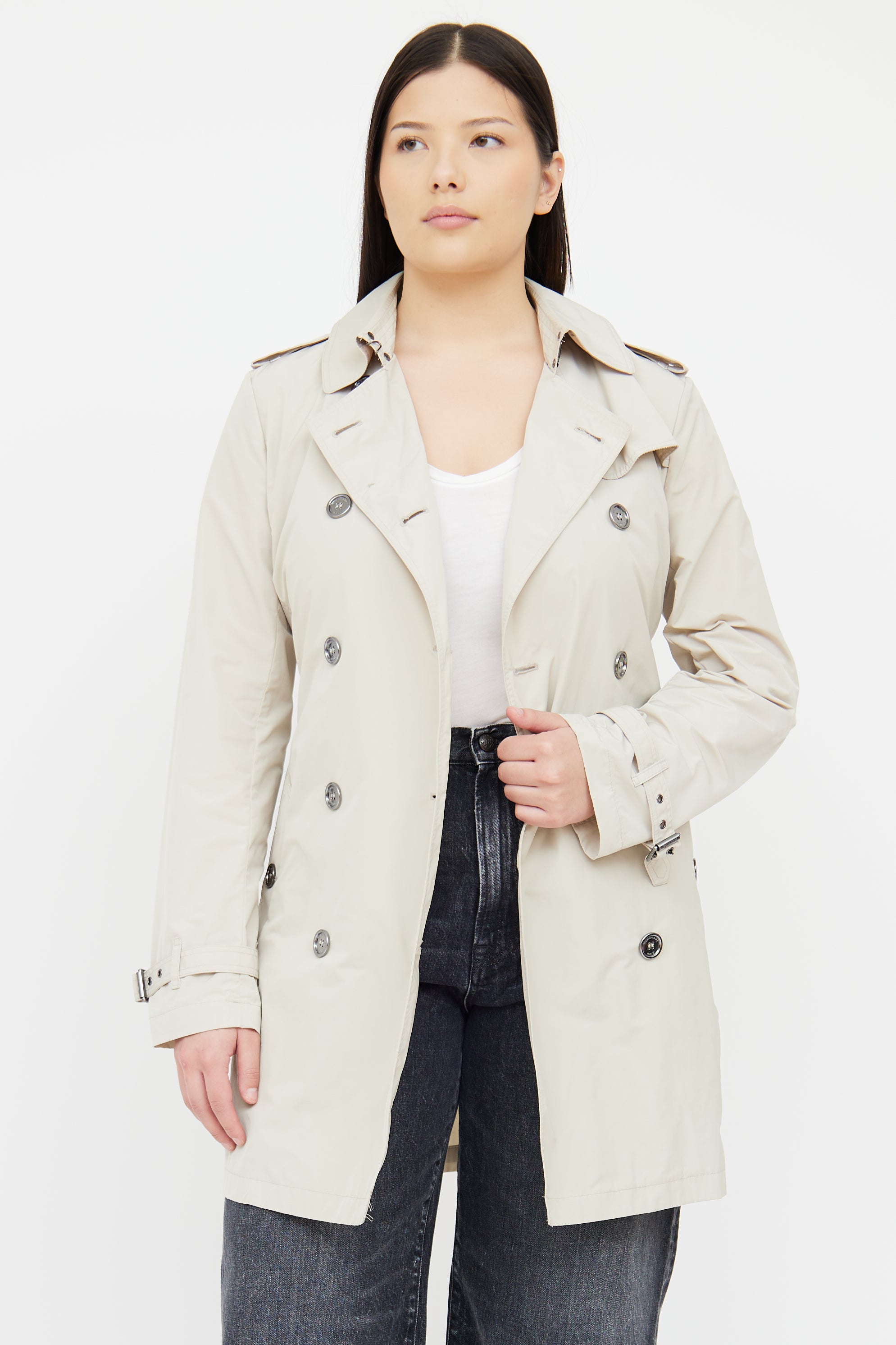 Burberry The Mid-Length Chelsea Heritage Trench Coat , Size: 50, Beige