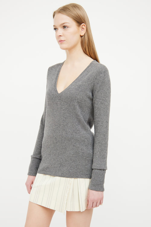 Burberry Grey Cashmere Knit Sweater