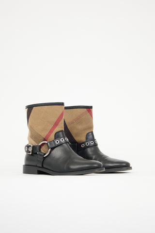 Burberry Leather Queenstead Boot