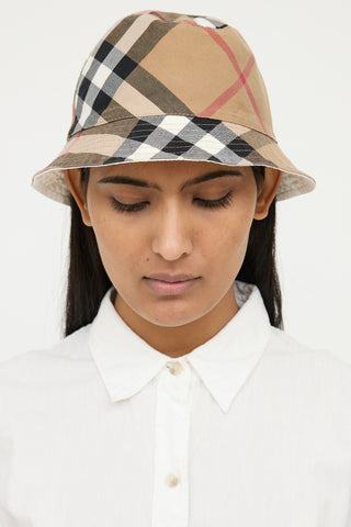 Burberry Nova Check Reversible Bucket