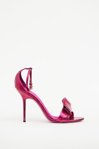 Burberry Pink Embossed Bow Pump