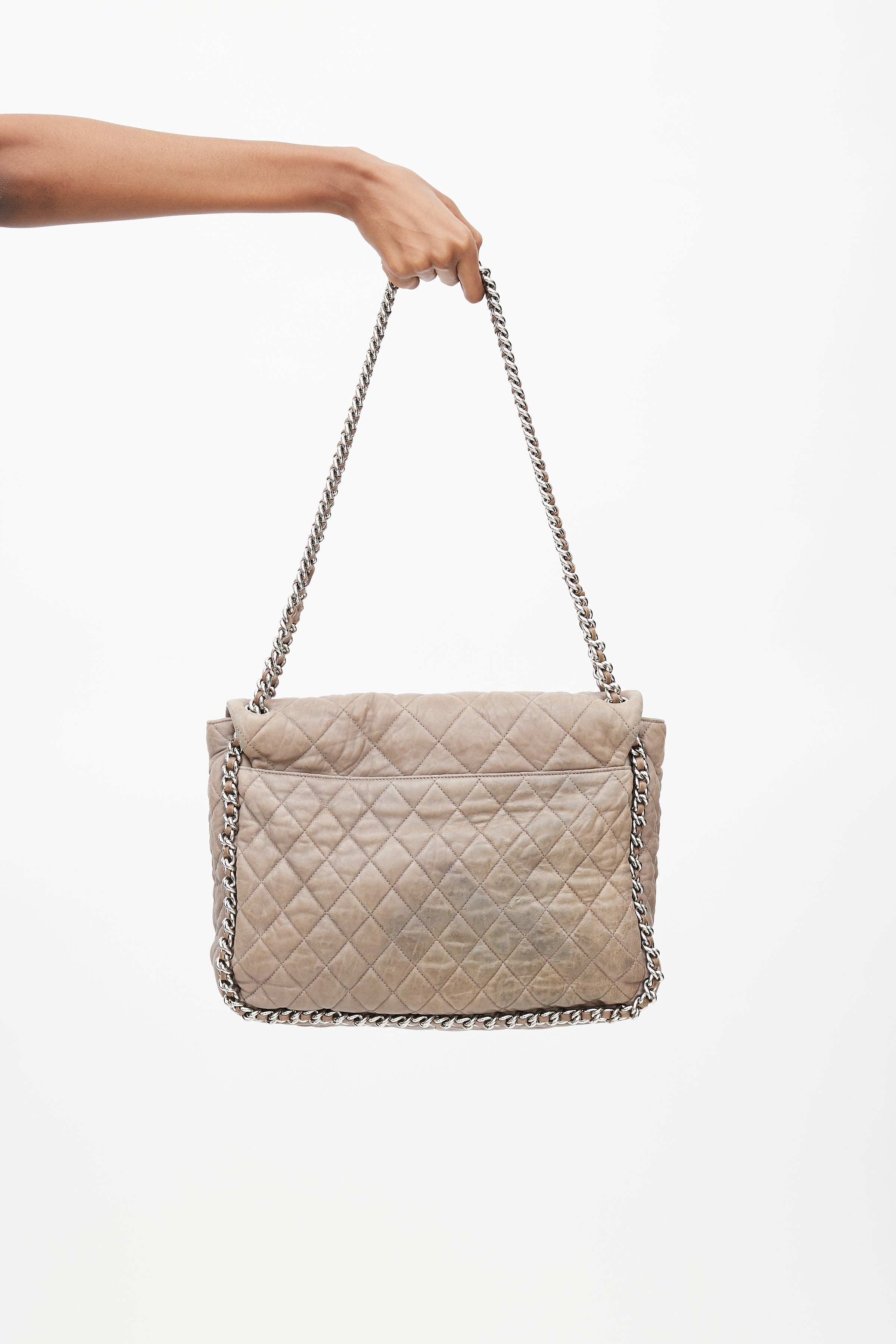 Chanel // 2010 Grey Leather Chain Around Shoulder Bag – VSP 