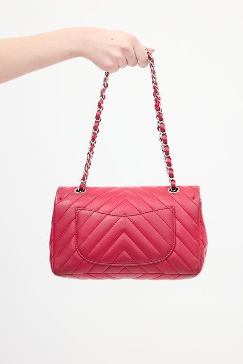 Chanel 2009 Fuchsia Quilted Chevron Medium Flap Bag