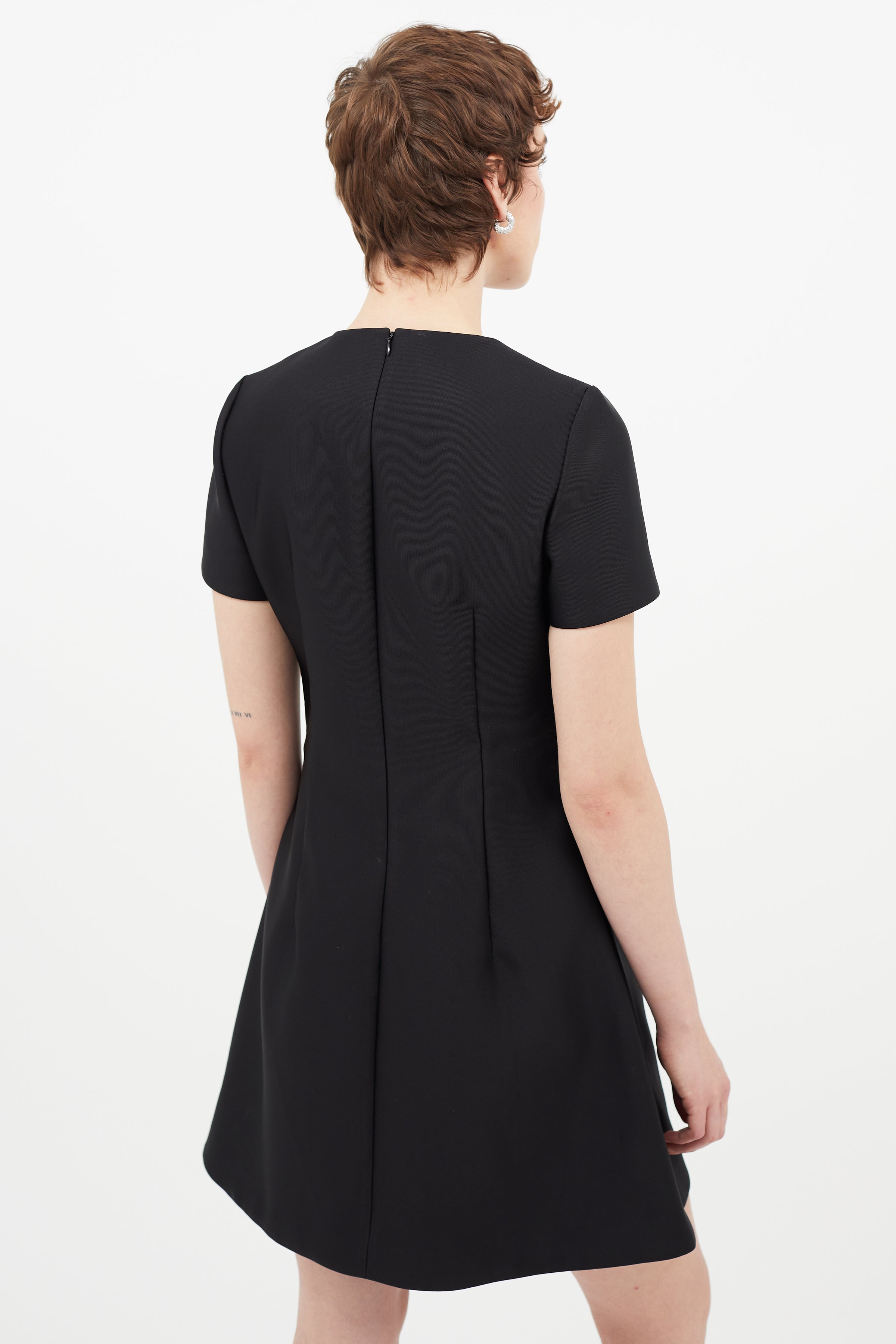 Bottega Veneta // Black Cady Midi Dress – VSP Consignment