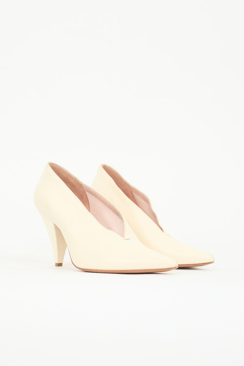 Celine Leather V-Neck Pump