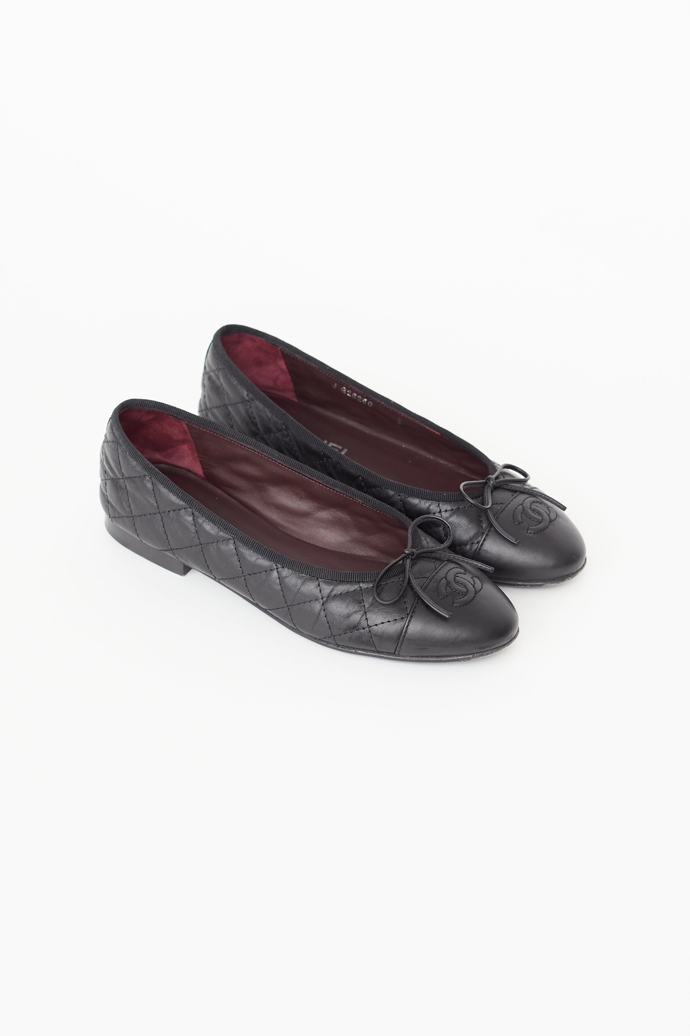 Vintage 90s/00s Black Leather Quilted Ballet Flats By Chanel