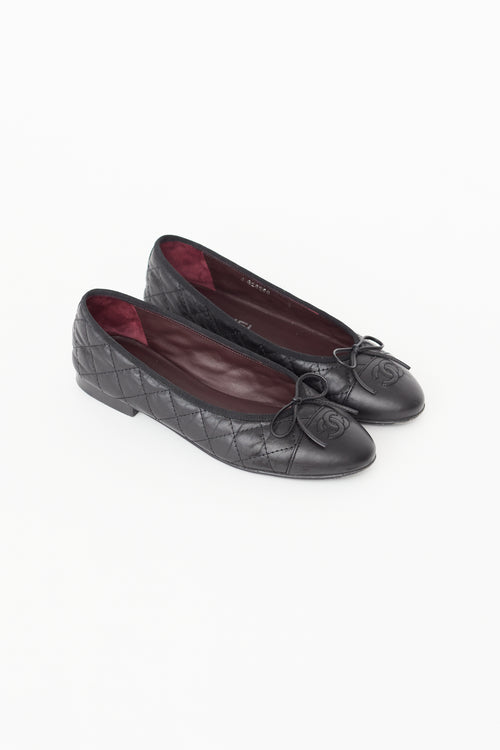 Chanel 2000 Black Leather Quilted Ballet Flat