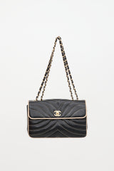 Chanel 2003 - 2004 Quilted Leather Single Flap Bag
