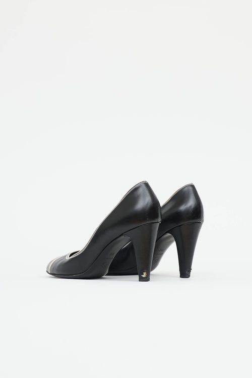 2008 Contrast Stitch Pump