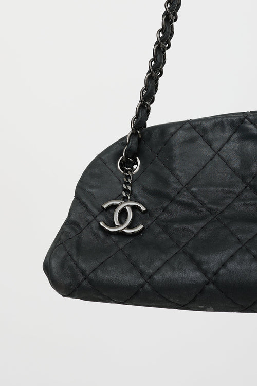 Chanel 2010 Leather Just Mademoiselle Bag