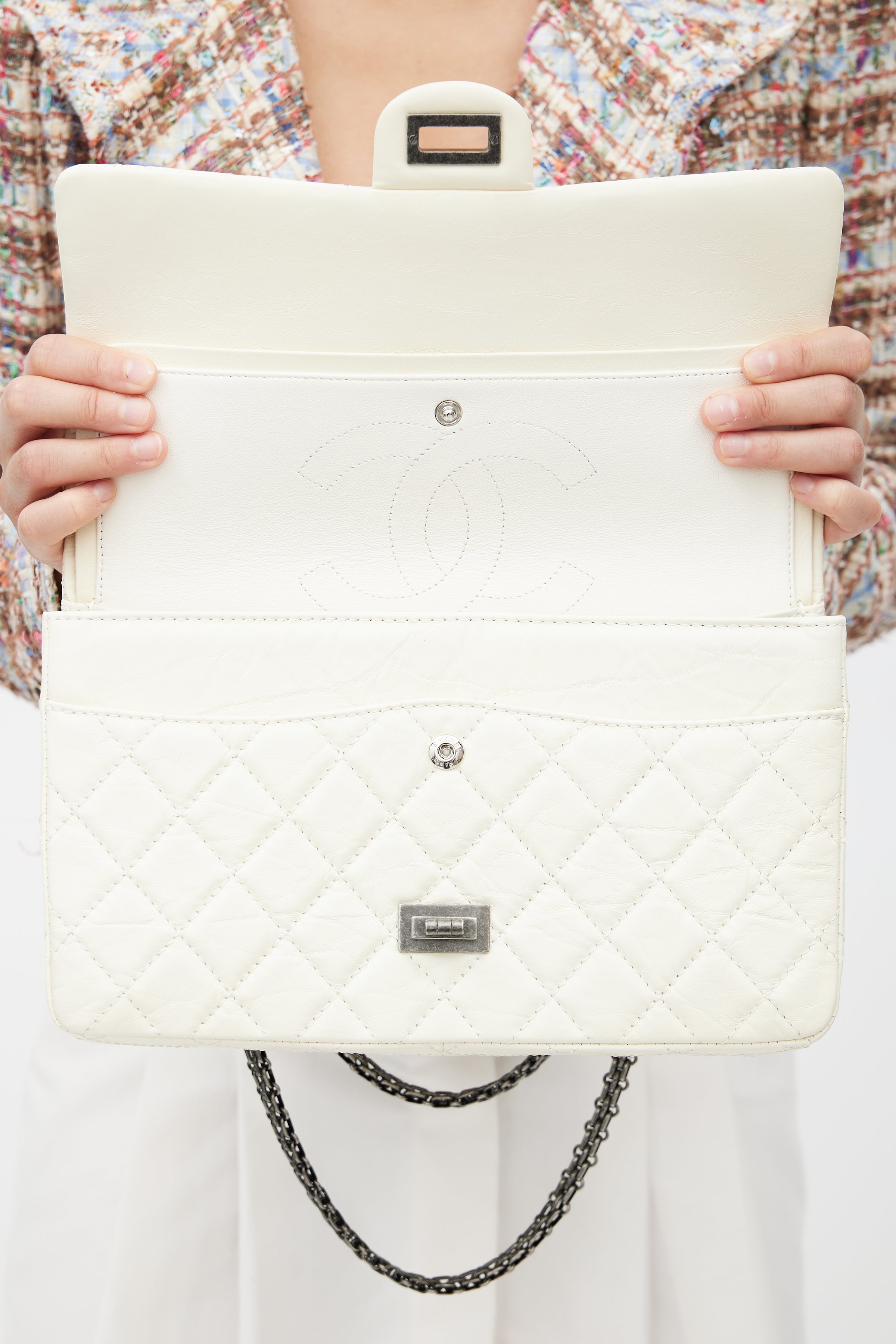 Chanel // 2012 Cream Quilted Leather 2.55 Reissue 226 Shoulder Bag