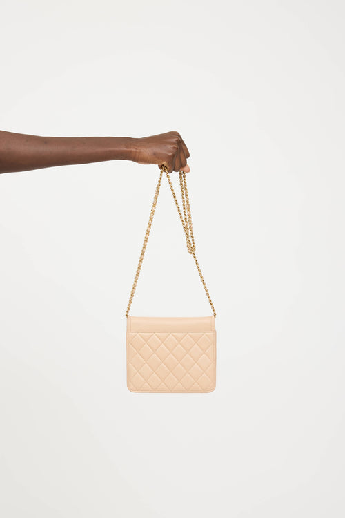 Chanel 2018 Archi Chic Wallet On Chain Bag