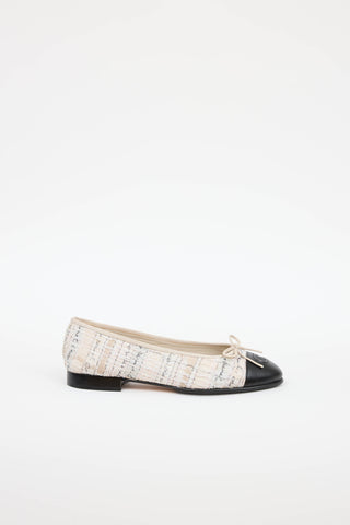 Chanel Tweed & Leather CC Logo Ballet Flat