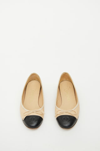 Chanel Beige & Black Bow Ballet Flat