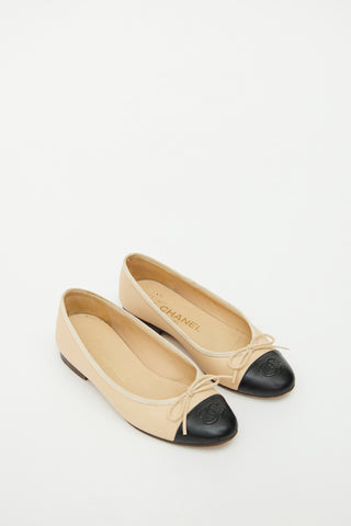 Chanel Beige & Black Bow Ballet Flat