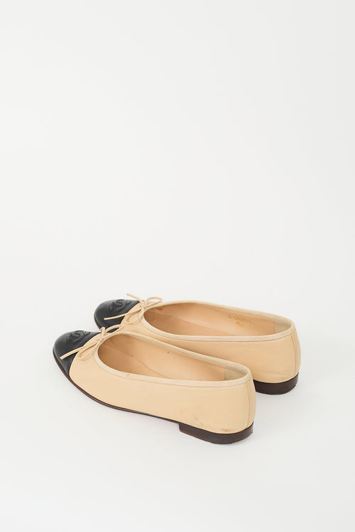 Chanel Beige & Black Bow Ballet Flat