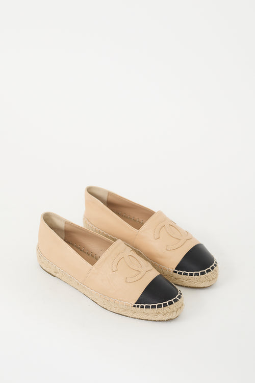 Chanel Beige & Black Leather CC Logo Espadrille Flat