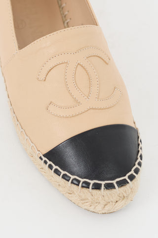 Chanel Beige & Black Leather CC Logo Espadrille Flat