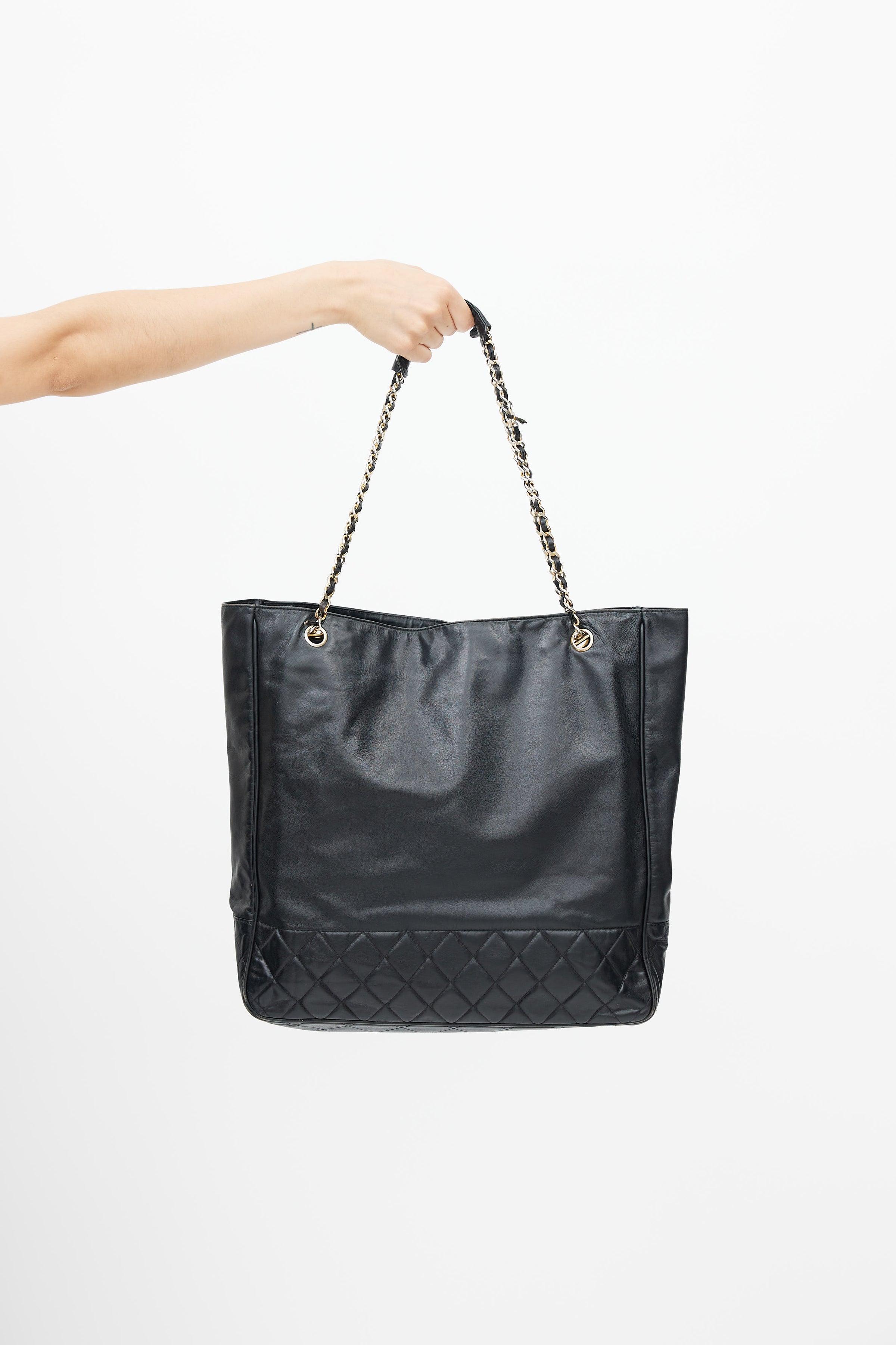 Chanel // 2012 Black Leather Quilted Tote – VSP Consignment