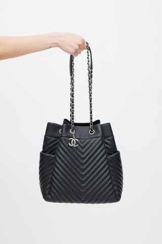 Chanel 2016/17 Black Leather Urban Spirit Bucket Bag