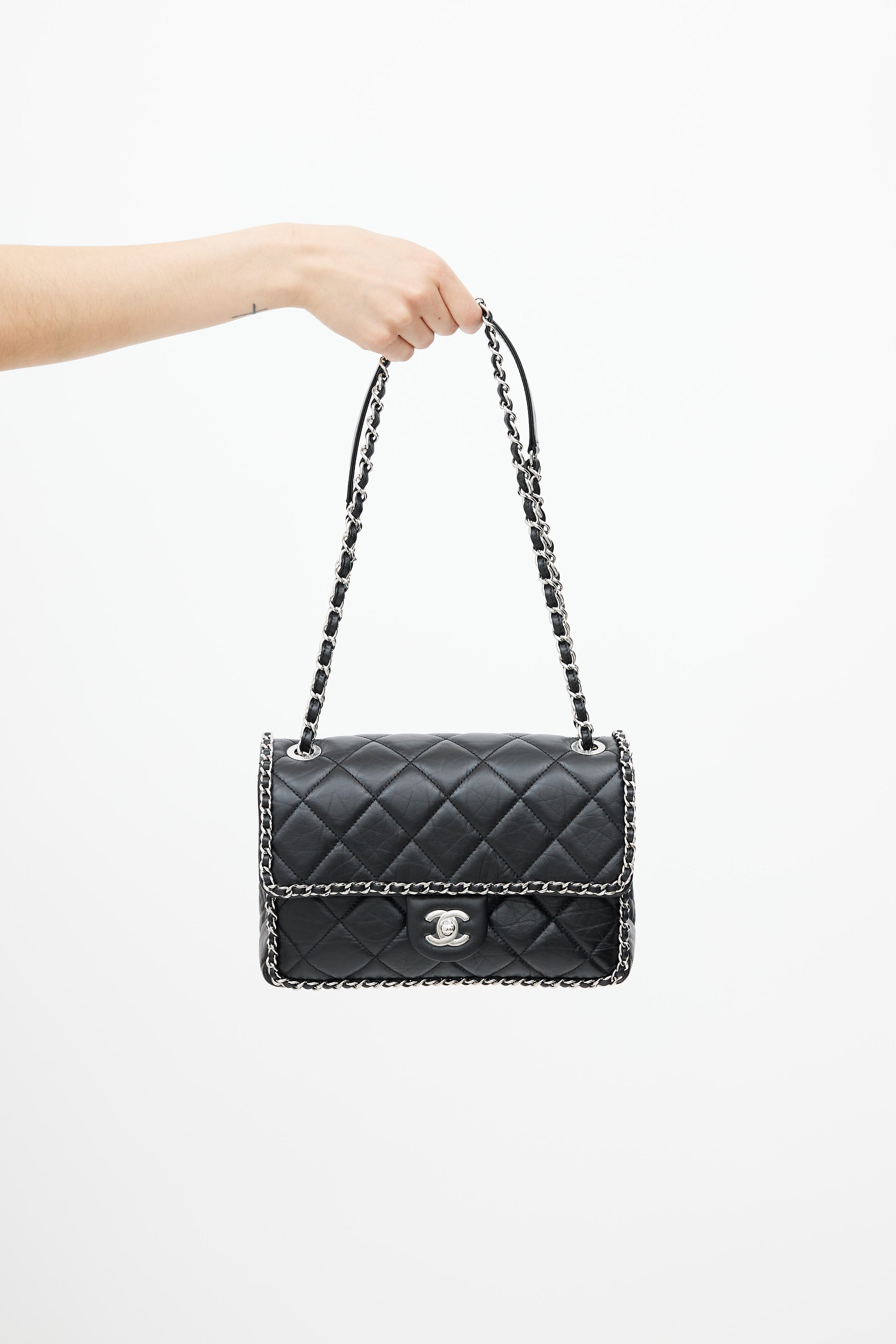 Chanel // 2019 Black & Silver Medium Chain Around Crossbody Bag – VSP  Consignment