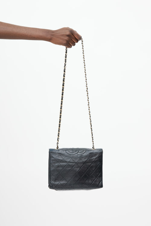 Chanel 1989 Black Quilted Matelasse Shoulder Bag