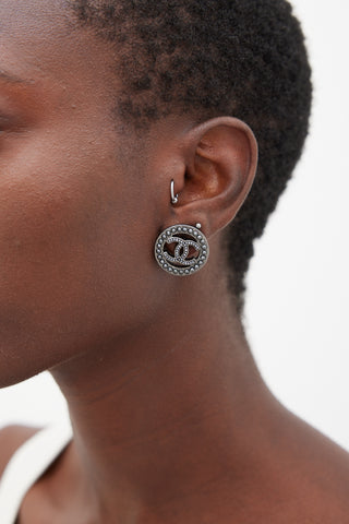 Chanel FW 2017 Silver Circular CC Logo Earring