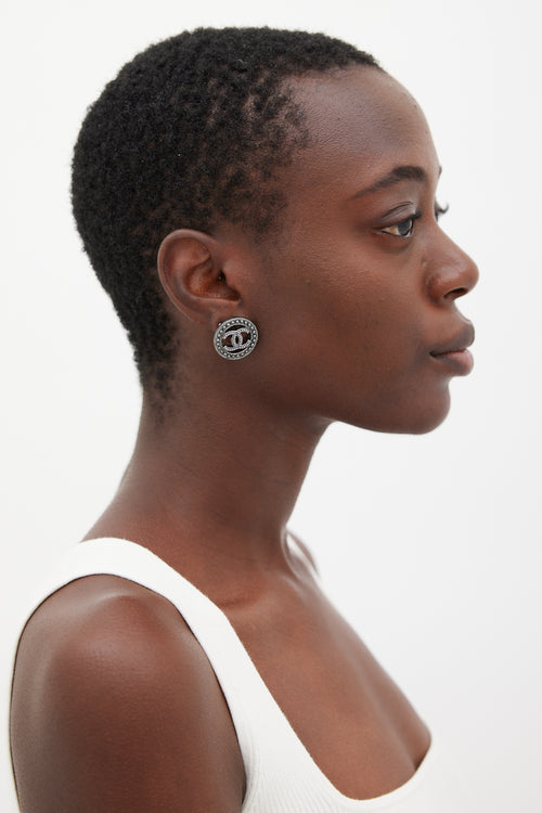 Chanel FW 2017 Silver Circular CC Logo Earring