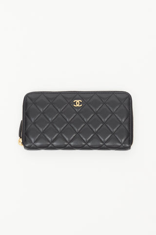 Chanel 2014 Black Quilted Leather CC Wallet