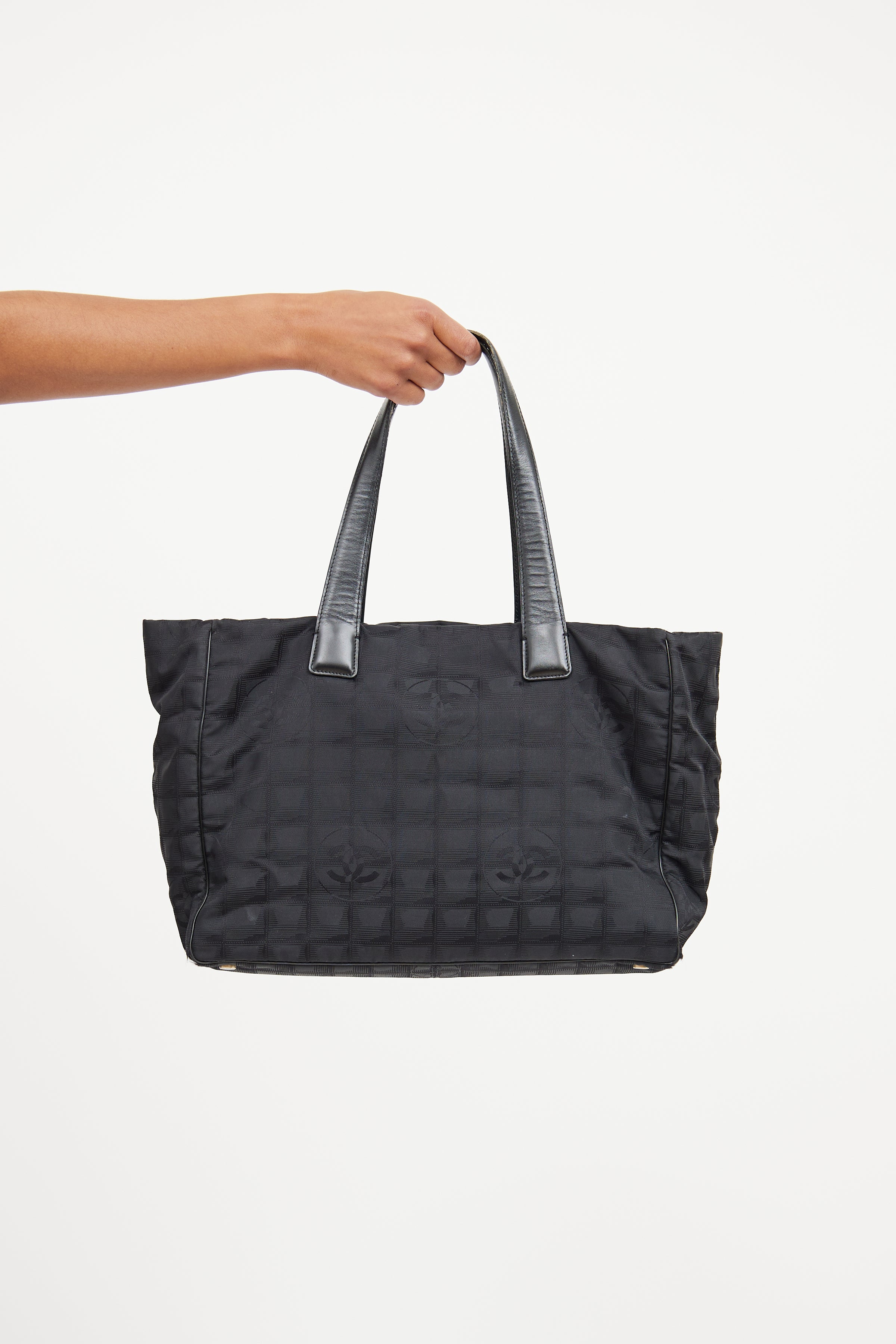 chanel travel line tote bag Chanel // 2004 Black Travel Ligne Tote Bag – VSP Consignment