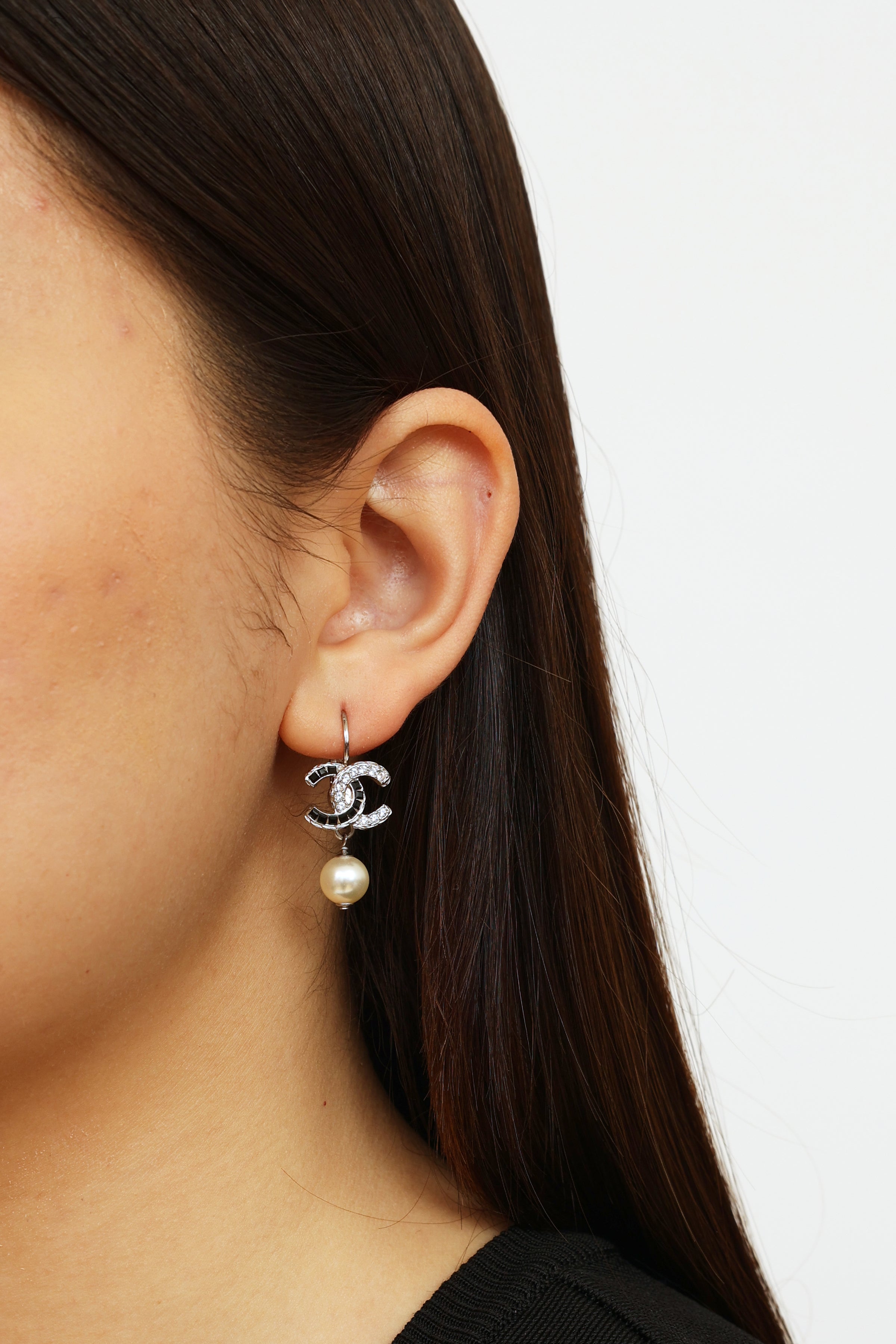 black pearl chanel earrings