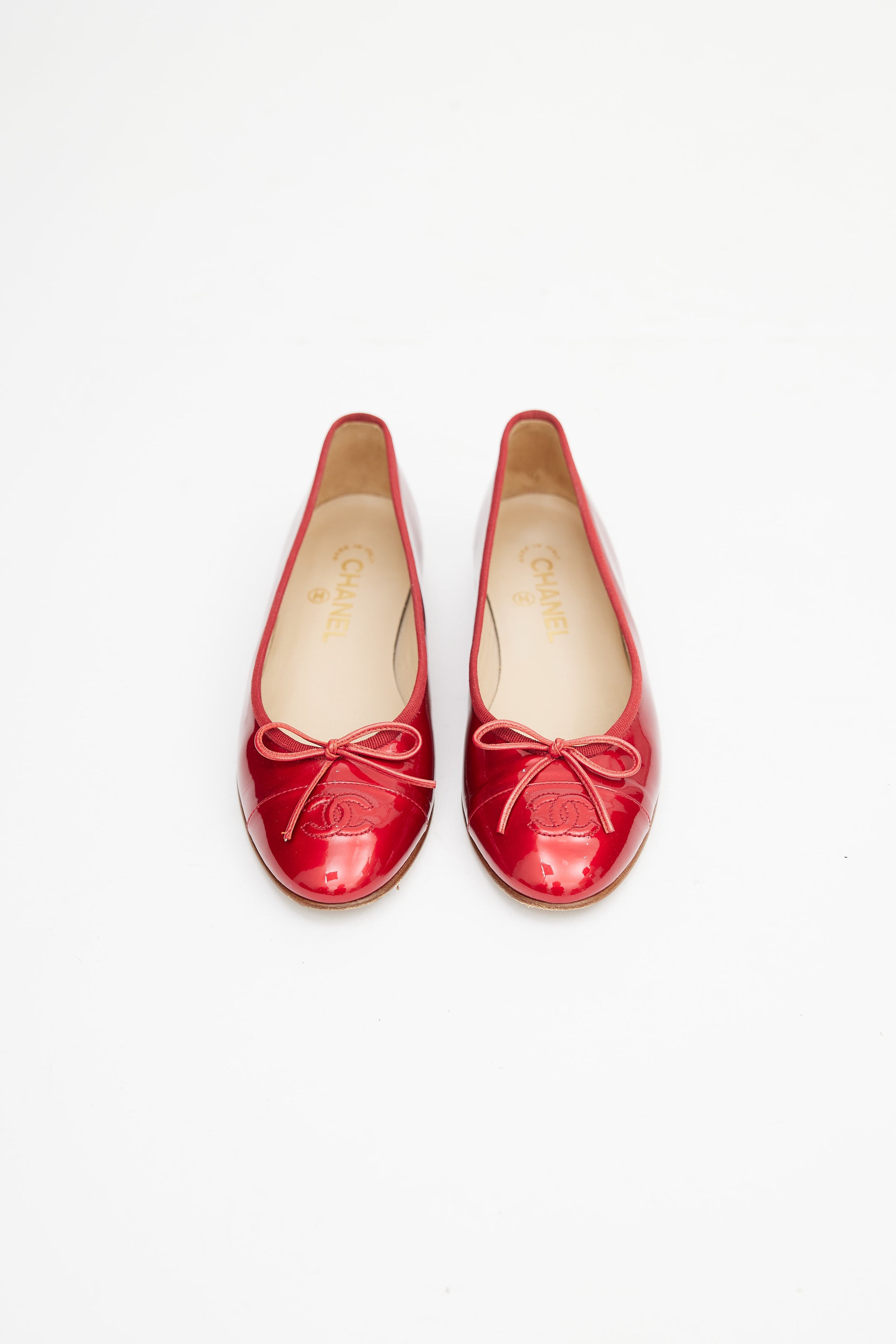 Chanel Red Patent Ballerinaer - Size 38