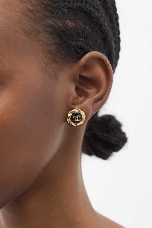 Chanel FW 2022 Gold & Black CC Flower Stud Earrings