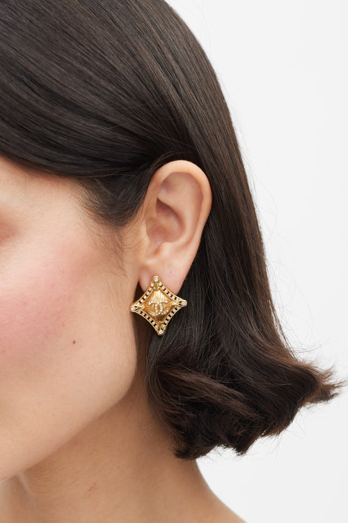 Chanel Fall 2023 Crystal CC Quatrefoil Earrings
