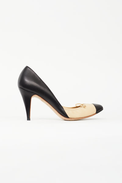 Chanel // Fall 2007 Black & Beige Bow Ballet Heel – VSP Consignment