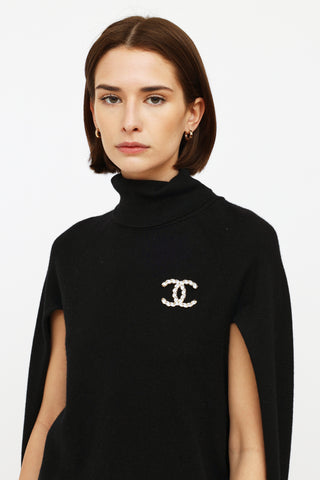 Chanel Spring 2019 CC Logo Crystal Embellished Brooch
