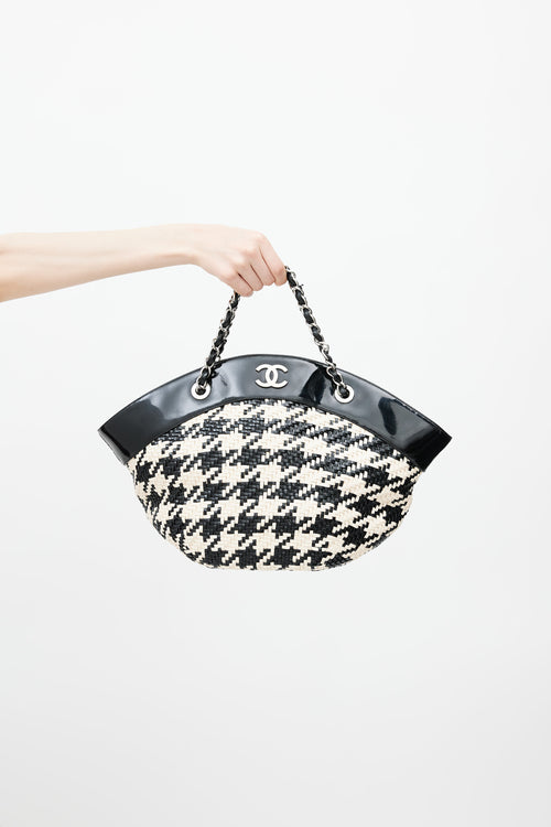 Chanel Late 2000s Black & Cream Houndstooth Woven Shoulder Bag