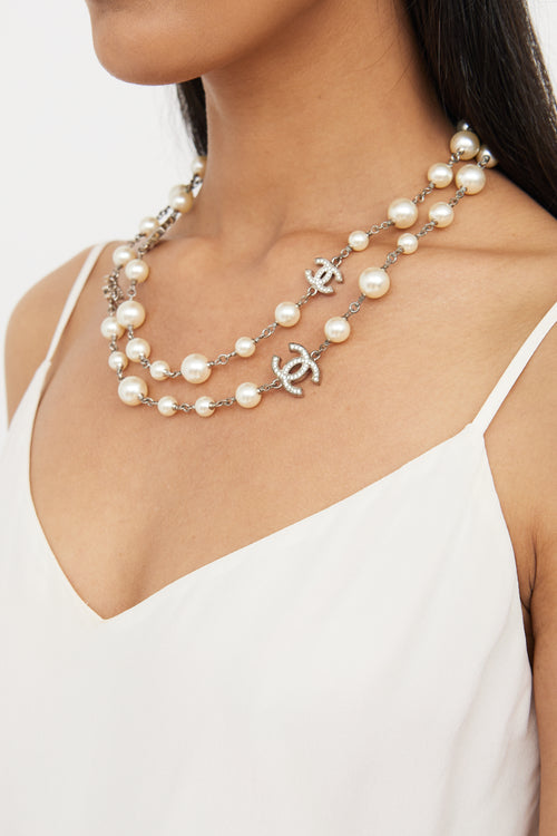 Chanel Fall 2018 Pearl Necklace