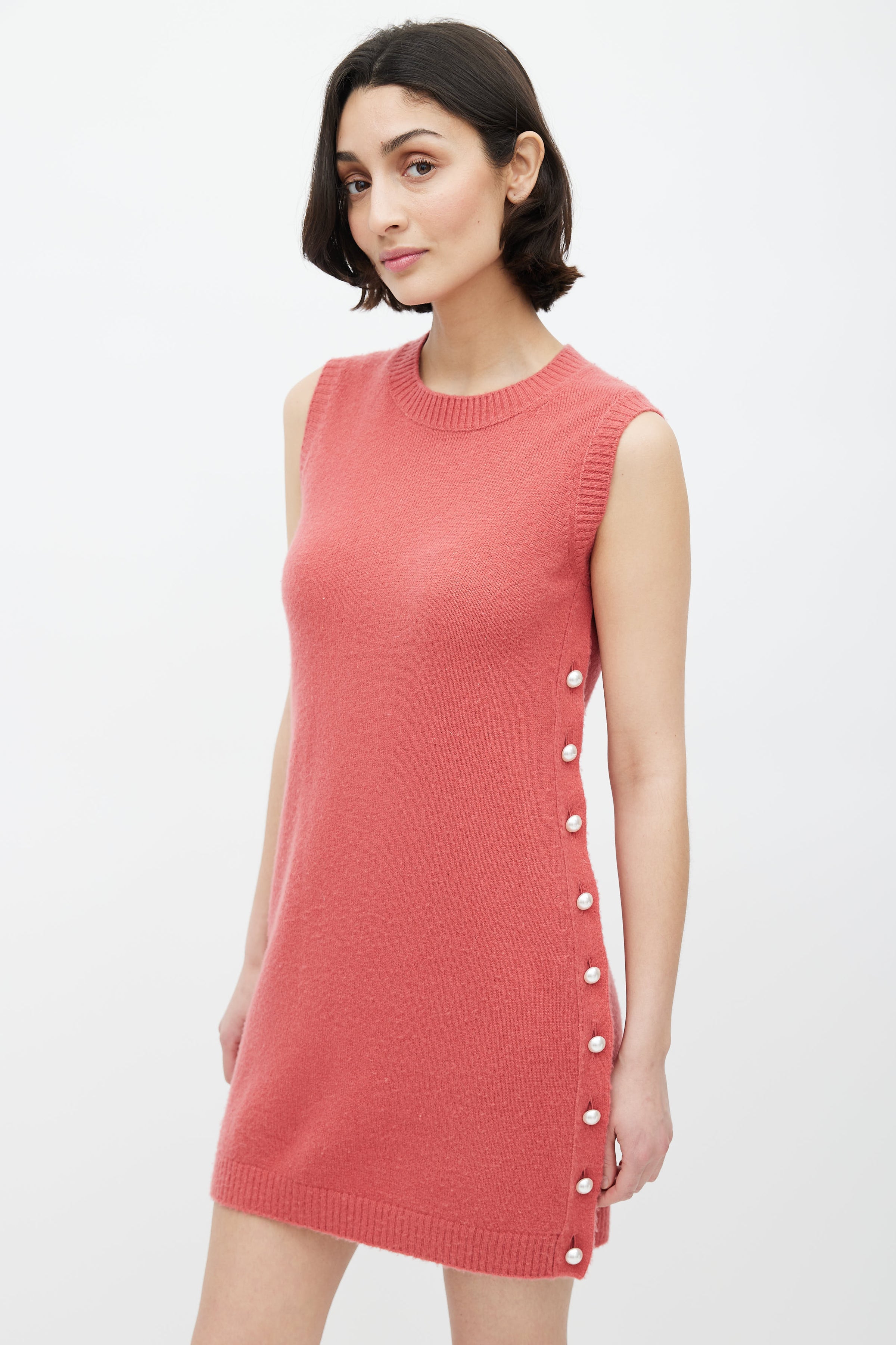 Chanel // Pink Cashmere & Silk CC Pearl Dress – VSP Consignment Chanel // Pink Cashmere & Silk CC Pearl Dress – VSP Consignment