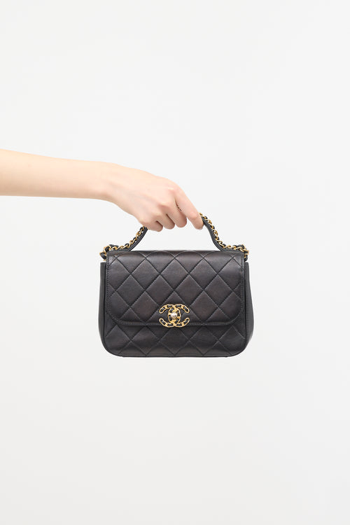 Chanel Quilted Leather Chain Infinity Bag