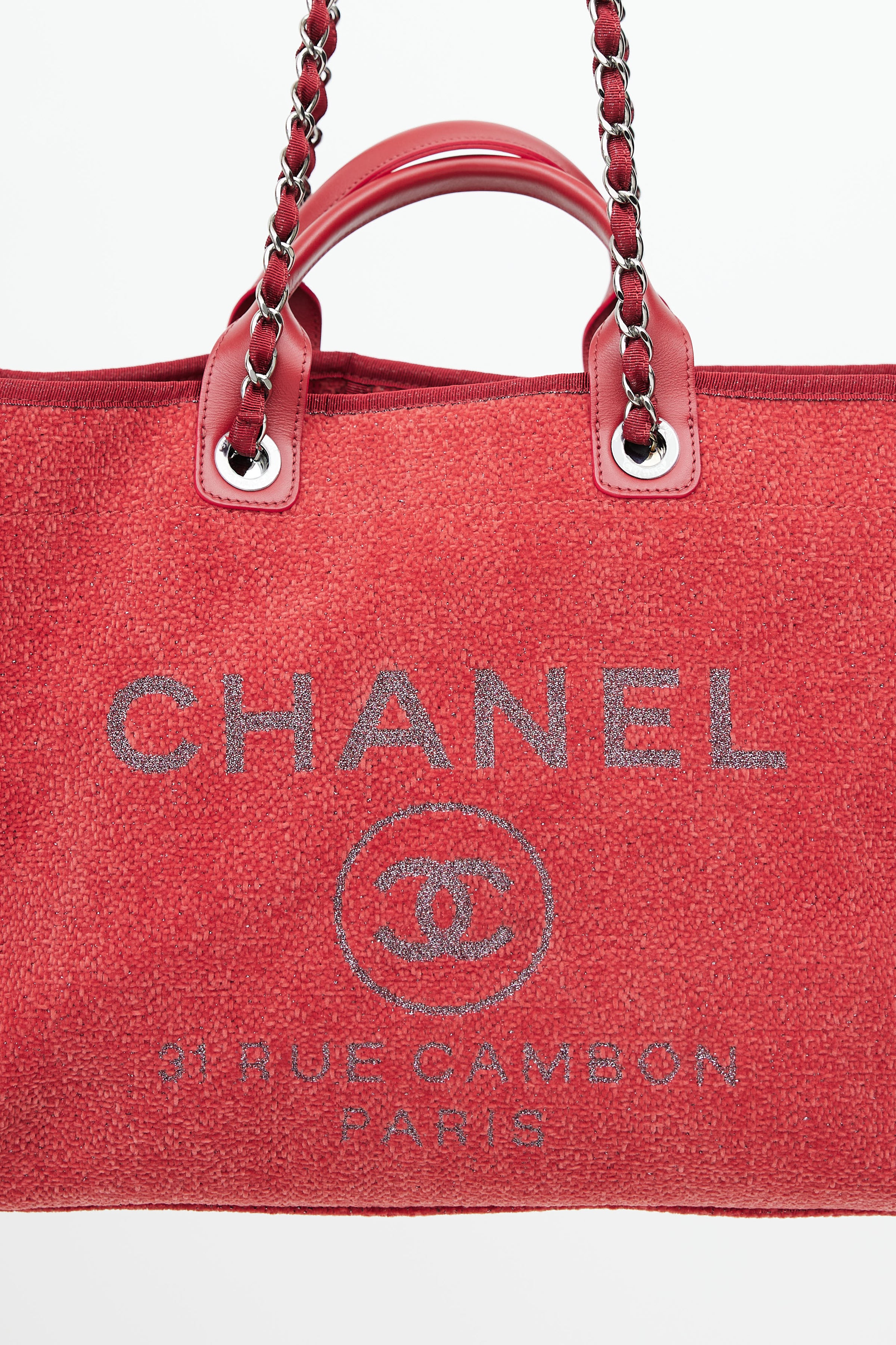 Chanel // 2019 Red Textured Deauville Large Tote Bag – VSP Consignment