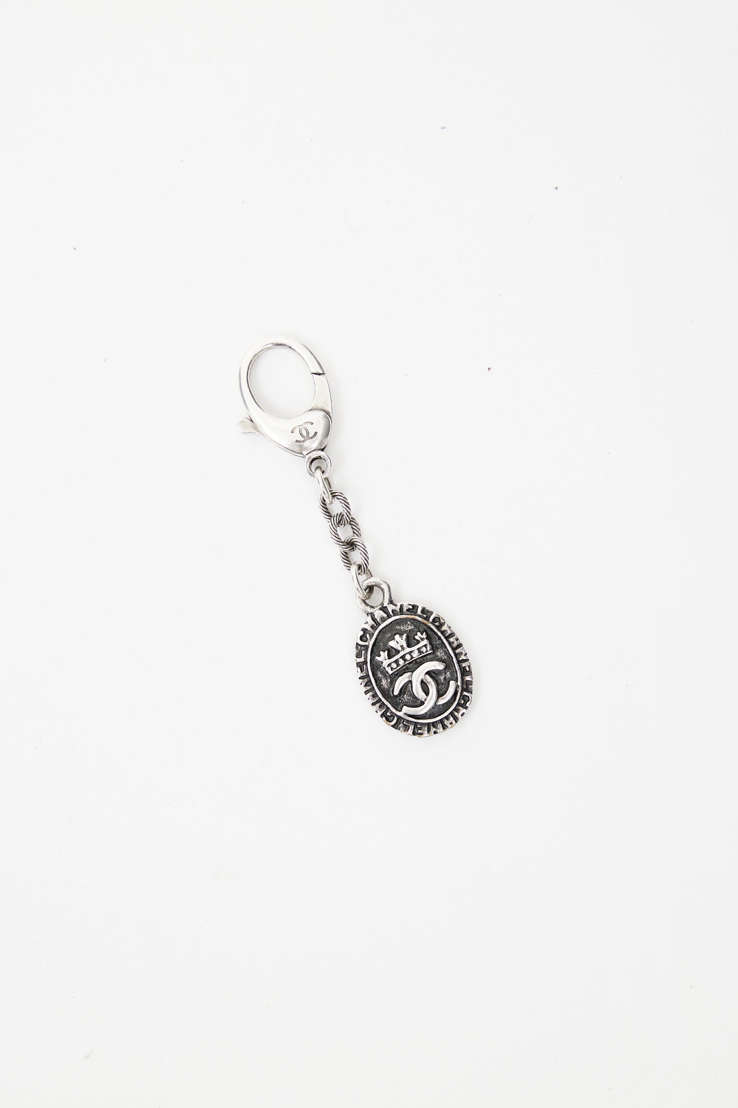 Chanel // Silver CC Crown Keychain – VSP Consignment