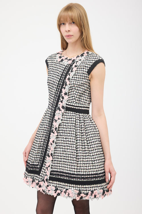Chanel Spring 2010 Tweed Floral Trim Dress