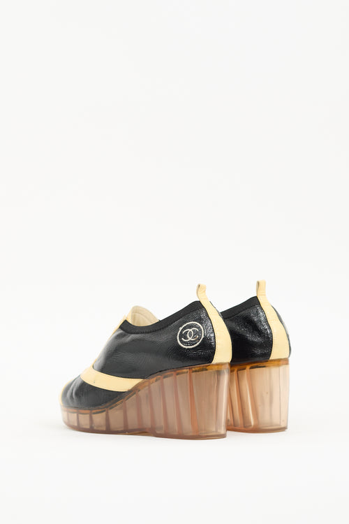 Chanel Spring 2007 Black & Yellow Patent CC Wedge