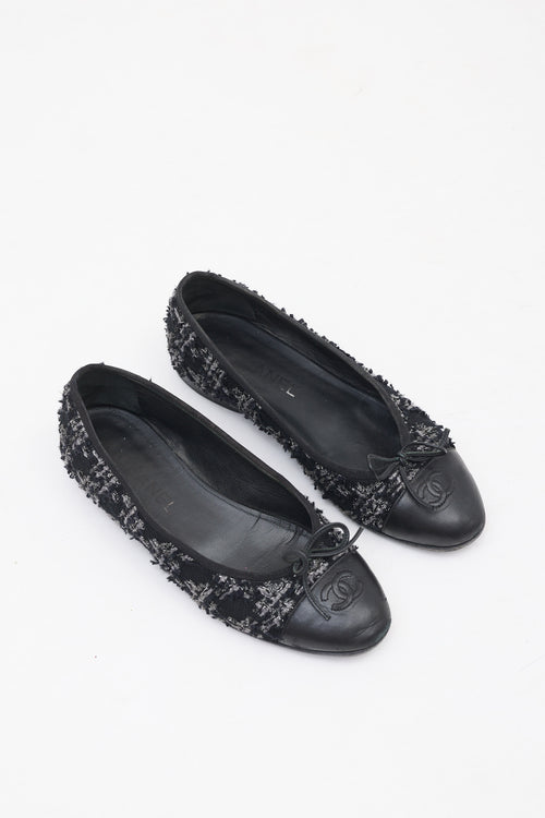 Chanel Tweed & Leather CC Ballet Flat