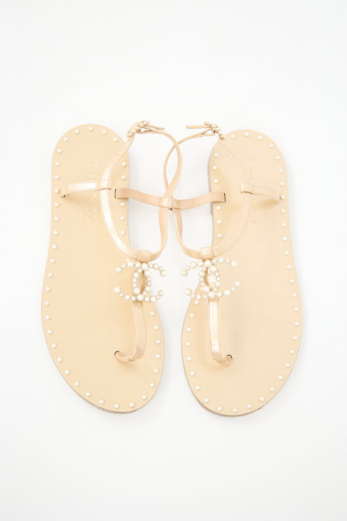 Chanel Vernis Pearl CC Sandal