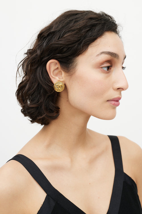 Chanel Vintage Gold CC Clip On Earring