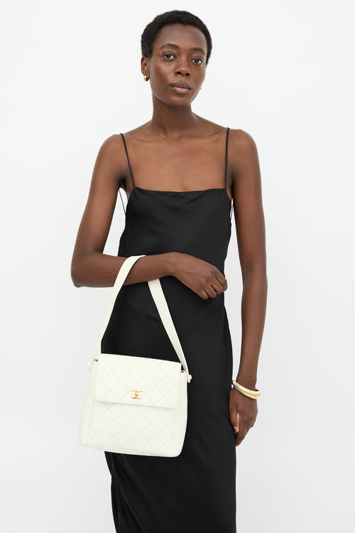 Chanel Vintage Leather CC Shoulder Bag