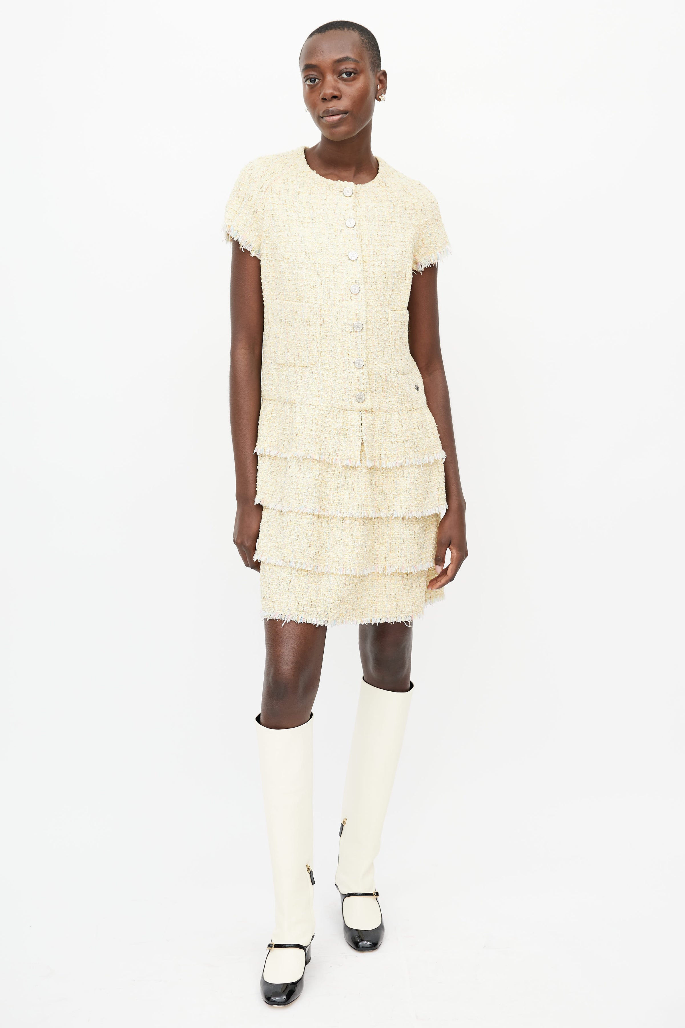 Chanel // SS 2006 Yellow Tiered Tweed Dress – VSP Consignment Chanel // SS 2006 Yellow Tiered Tweed Dress – VSP Consignment
