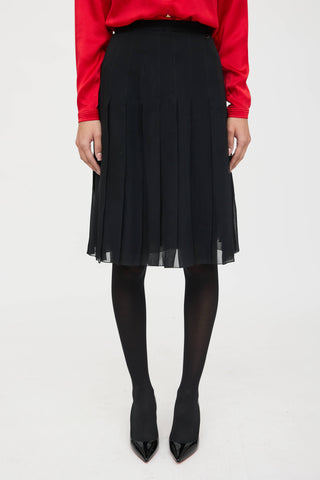 Chanel 2001 Silk Pleated Skirt